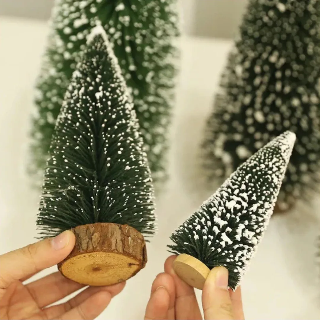 Mini Pinheiros de Natal com luz LED