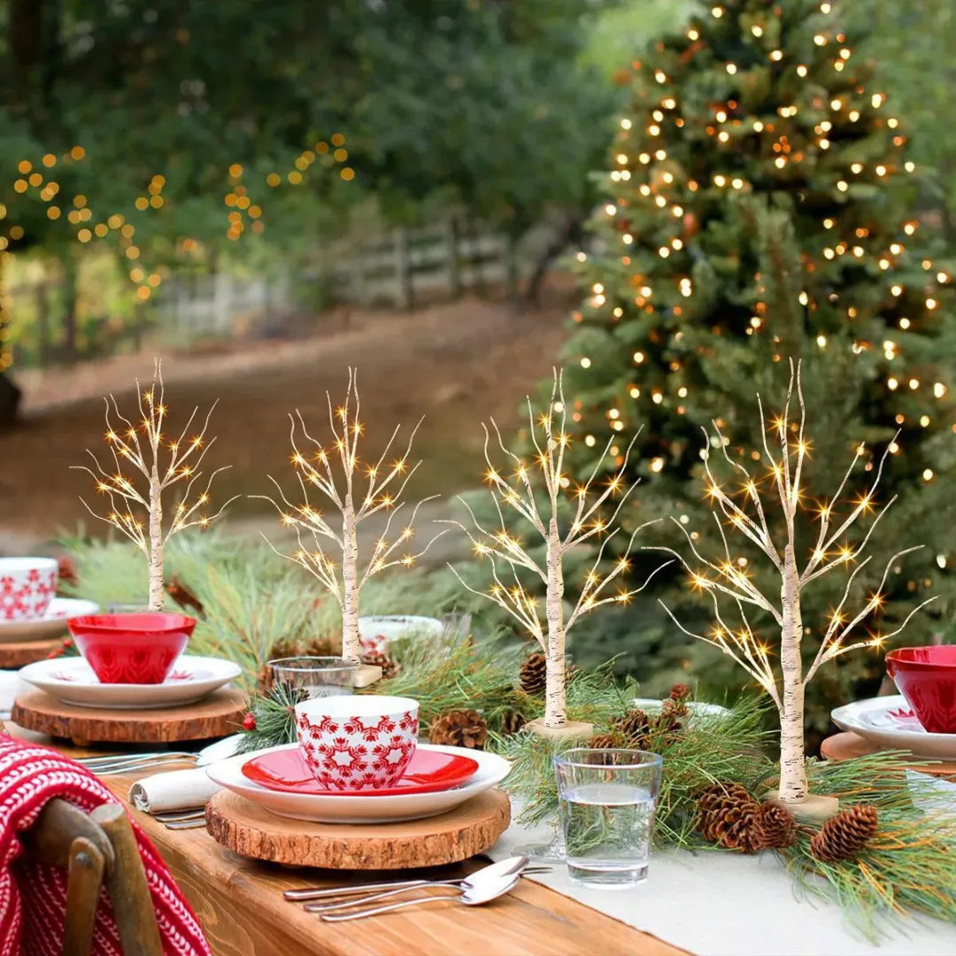 Conjunto de 4 Árvores de Natal com 24 Led De 60 Cm - Para Enfeites e Eventos