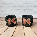 Kit Porta Panetone de Crochê Preto com laço Vermelho