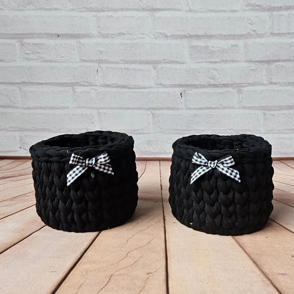 Kit Porta Panetone de Crochê Preto com Laço Branco