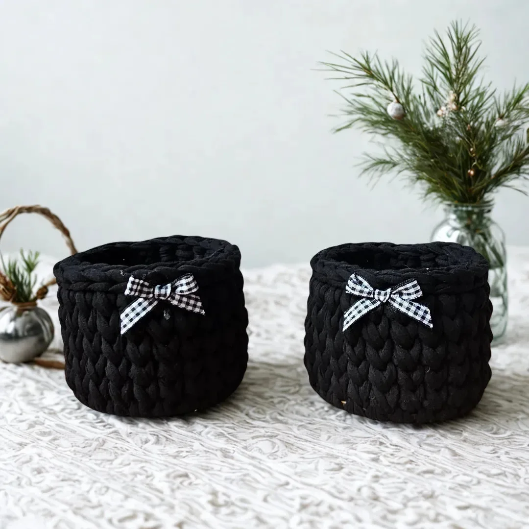 Kit Porta Panetone de Crochê Preto com Laço Branco