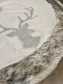SAIA DE ÁRVORE RENA PRATA COM BRANCO LUXO